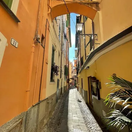 Apartment Vialunga In The Old Town Bordighera