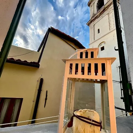 Apartment Vialunga In The Old Town *